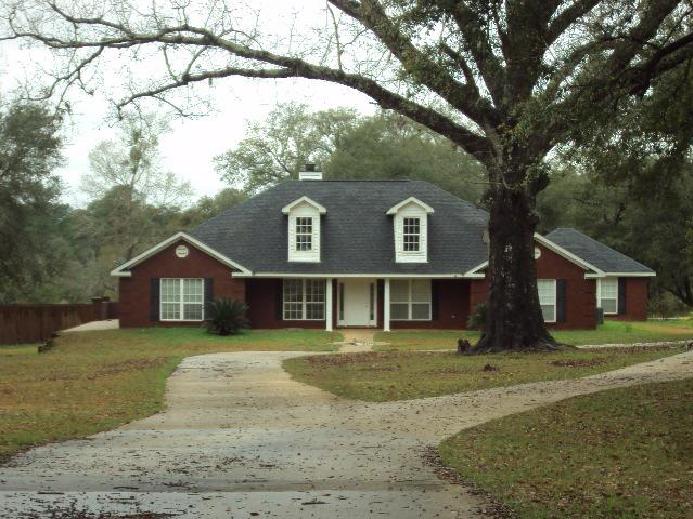 8318 Amanda Ln, Irvington, AL 36544 