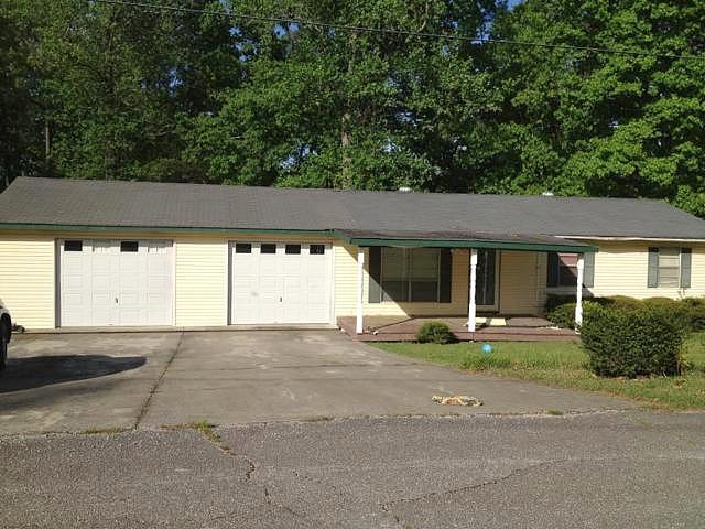 Se Yerby Ln., Graysville, AL 35073 