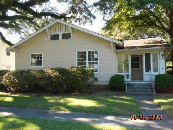 219 2nd St, Chickasaw, AL 36611 