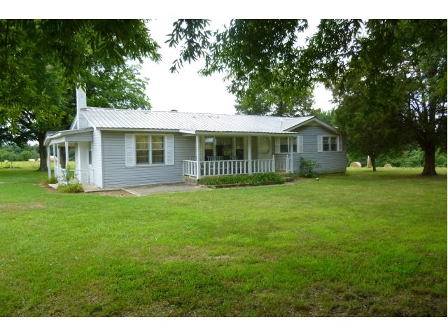 166 Co Rd 1694, Holly Pond, AL 35083 