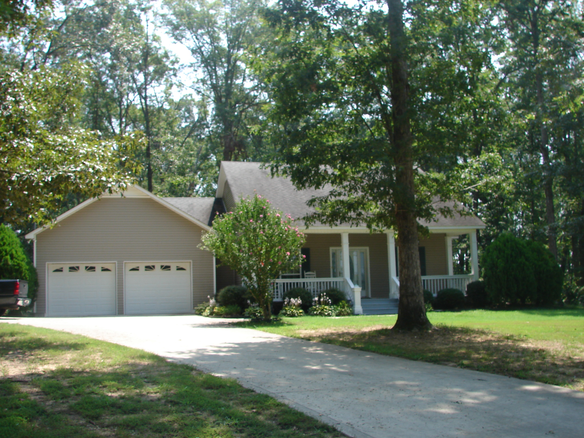 260 LOVERS LANE RD, Holly Pond, AL 35083 