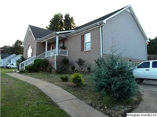 30 Chestnut VIew, Hayden, AL 35079 