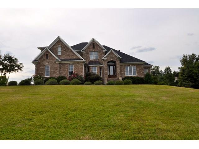 2215 Lake Shore Dr SW, Cullman, AL 35057 