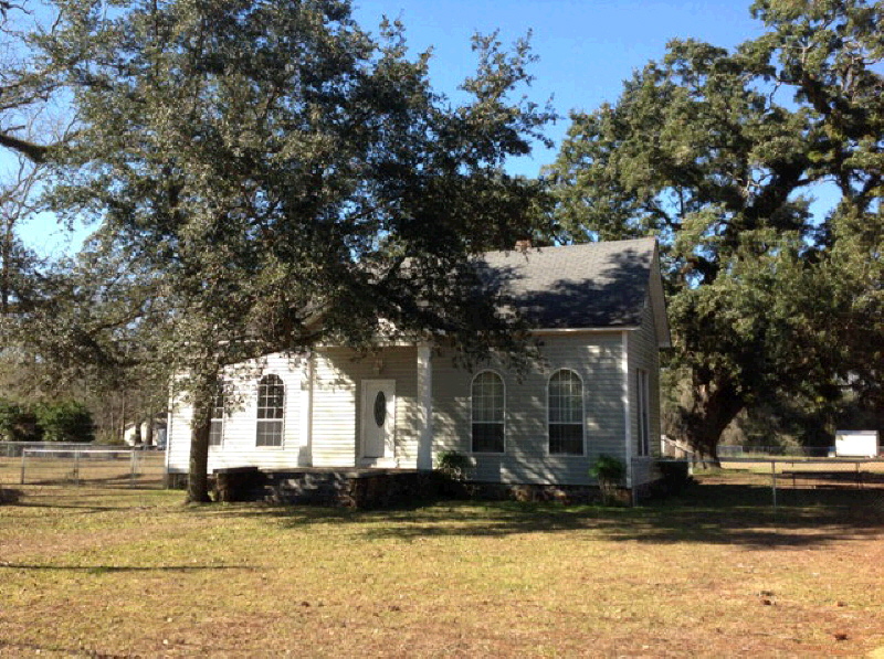 904 D'olive Street, Bay Minette, AL 36507 