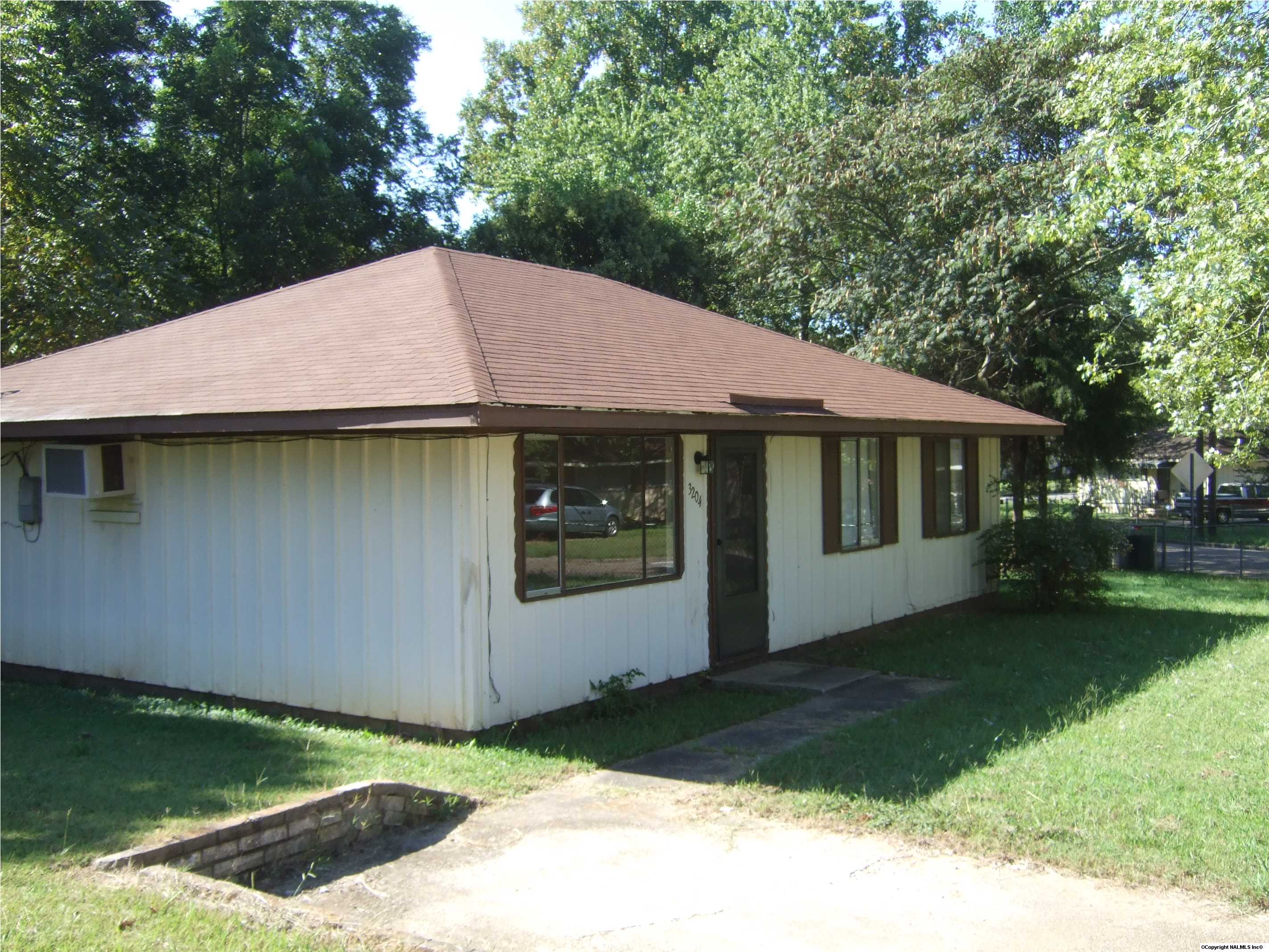 3204 Yale Circle, Huntsville, AL 35810 