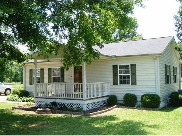 1611 Tillison Road, Gadsden, AL 35903 