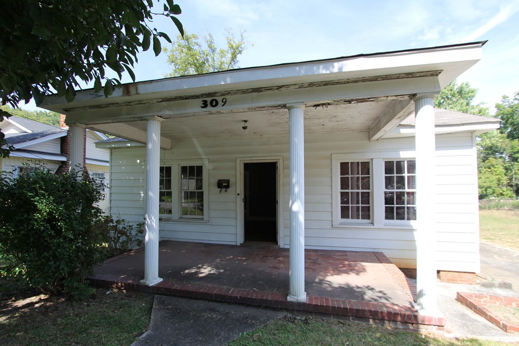 309 South 8th STreet, Gadsden, AL 35903 