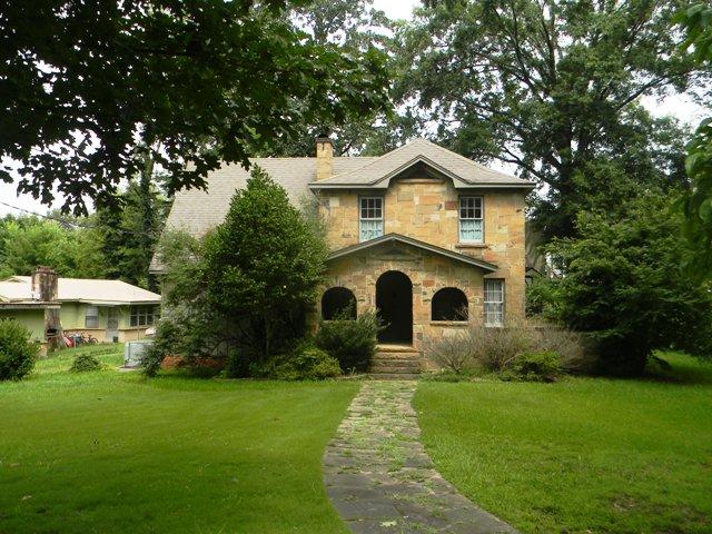 202 Uriah Avenue, Gadsden, AL 35904 