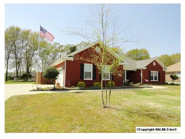 112 La Don Drive, Huntsville, AL 35811 