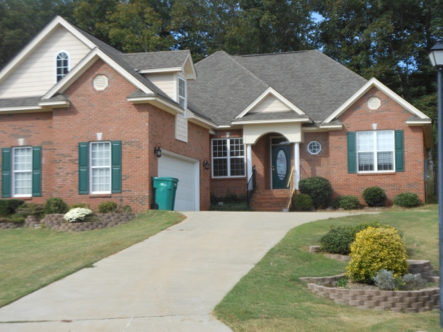 72 Fairway Dr, Millbrook, AL 36054 