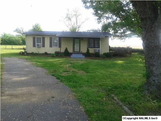 184 Helena Drive, Huntsville, AL 35811 