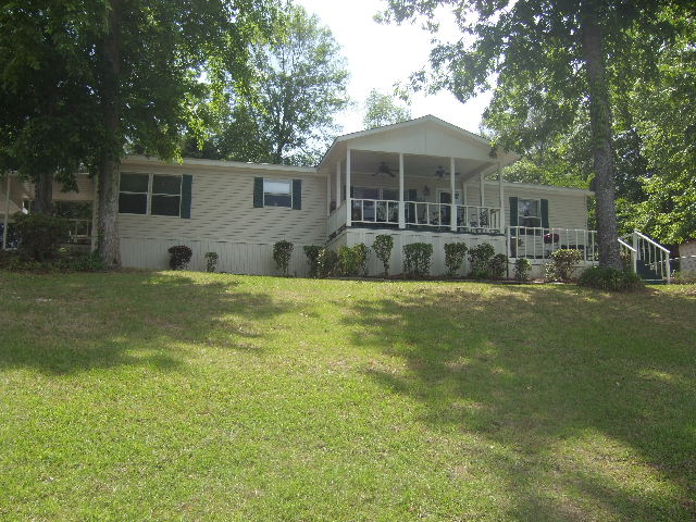 101 Sunrise Circle, Deatsville, AL 36022 