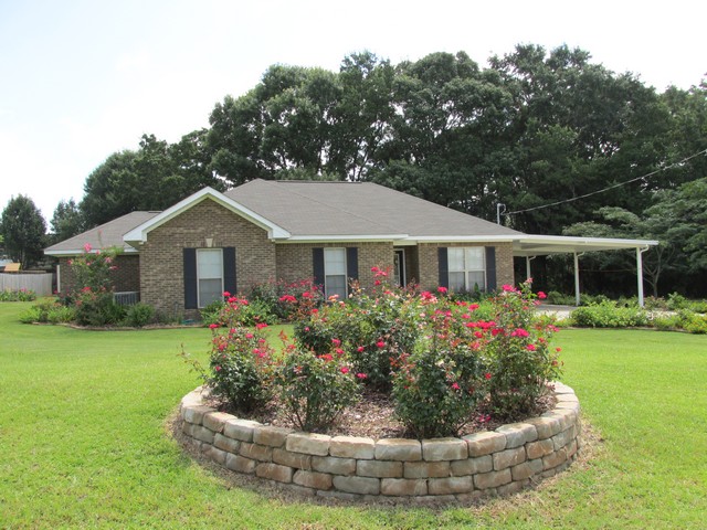 2332 N Hwy 31, Deatsville, AL 36022 