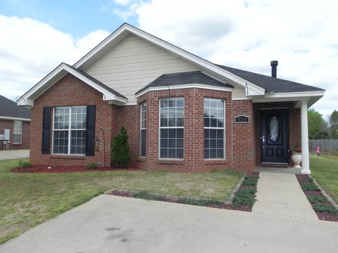 325 Payson Rd, Deatsville, AL 36022 