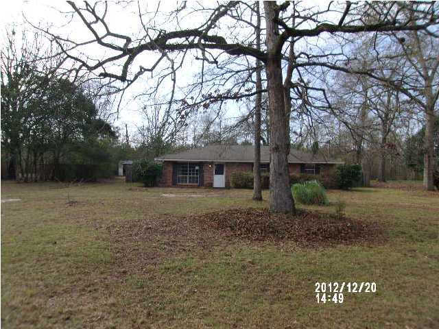 198 MEADOW LANE DR, Elmore, AL 36025 