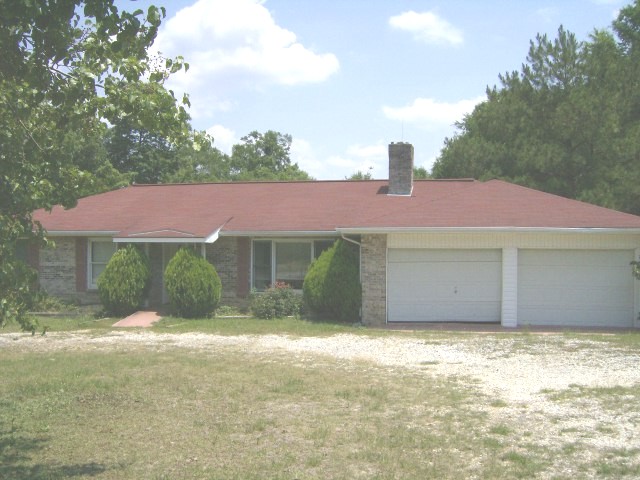 40 Ponderosa Drive, Eufaula, AL 36027 