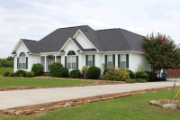 436 Willow Lake Circle, Guntersville, AL 35976 