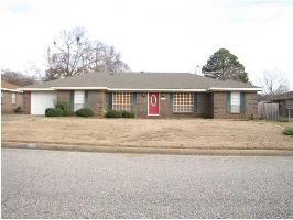 103 Rosewood Dr, Prattville, AL 36066 