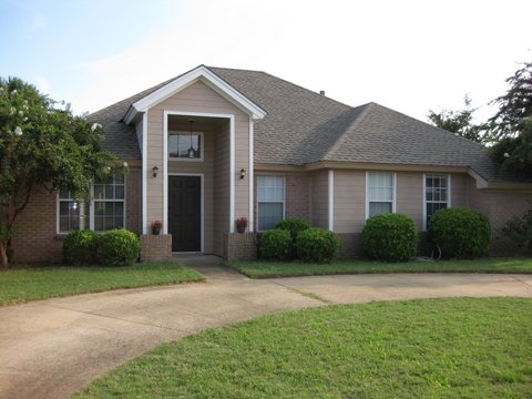 1912 Regent Rd., Prattville, AL 36066 