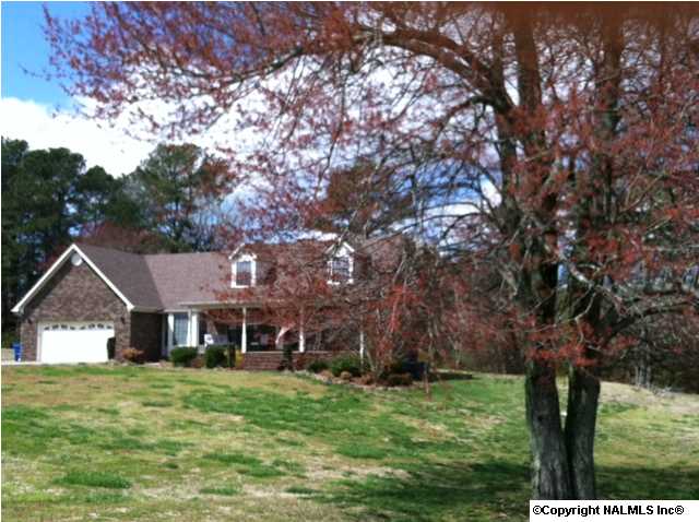 311 FAIRHOPE DRIVE, Arab, AL 35016 