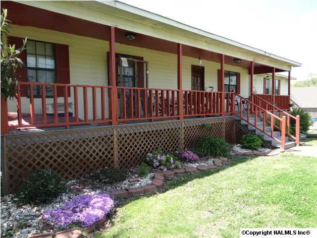 285 FAIRHOPE DRIVE, Arab, AL 35016 