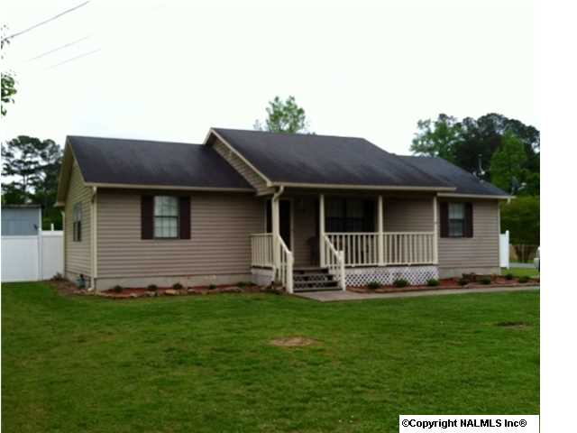 315 6th ST S.E., Arab, AL 35016 