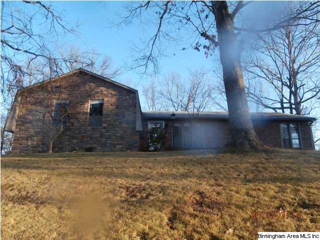 8 Hunters Trace, Pelham, AL 35124 