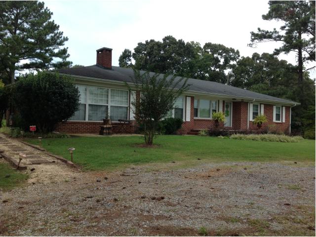 259 Eastaboga Rd, Talladega, AL 35160 