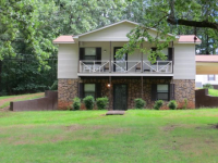 181 Crestview Cir, Talladeg, AL 35160 