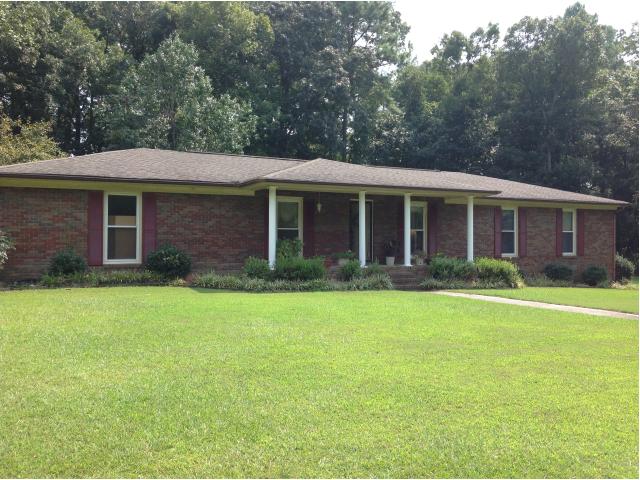 322 Jerry Ave, Talladega, AL 35160 
