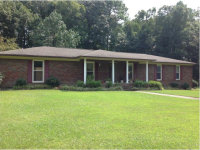 322 Jerry Ave, Talladega, AL 35160 