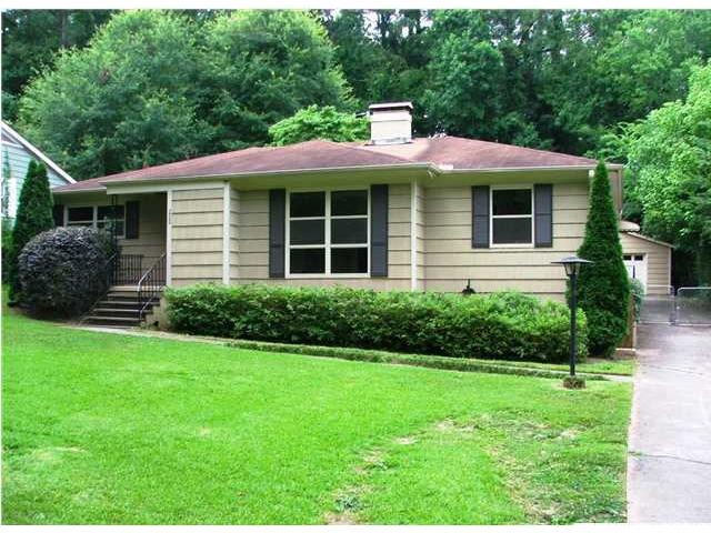 220 Rockaway Rd, Homewood, AL 35209 