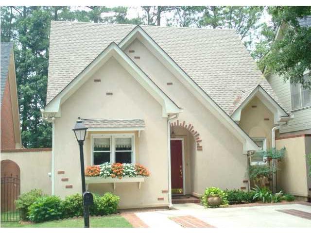 2005 Chardonnay Way, Homewood, AL 35209 