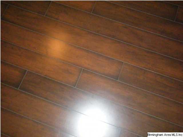 908 Thomas Dr, Birmingham, AL 35215 