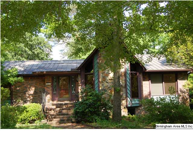 2135 Cedar Bark Lane, Vestavia Hills, AL 35216 