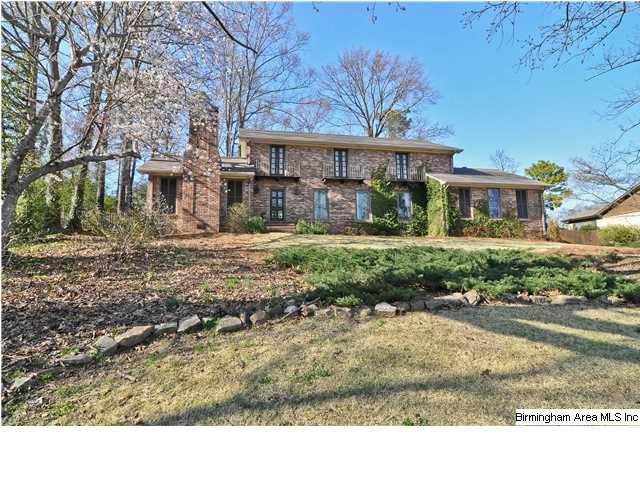 2625 Foothills Dr, Hoover, AL 35226 