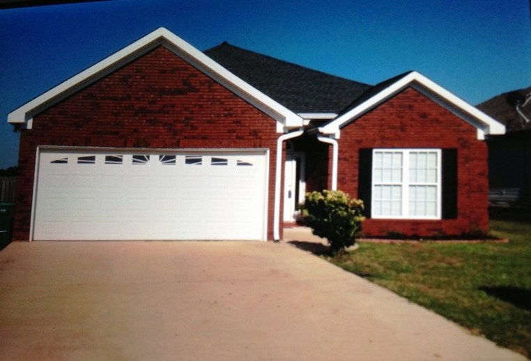 117 Azalea Lane, Moundville, AL 35474 