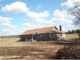 2524 Edgar Chapel Rd, Phil Campbell, AL 35581 