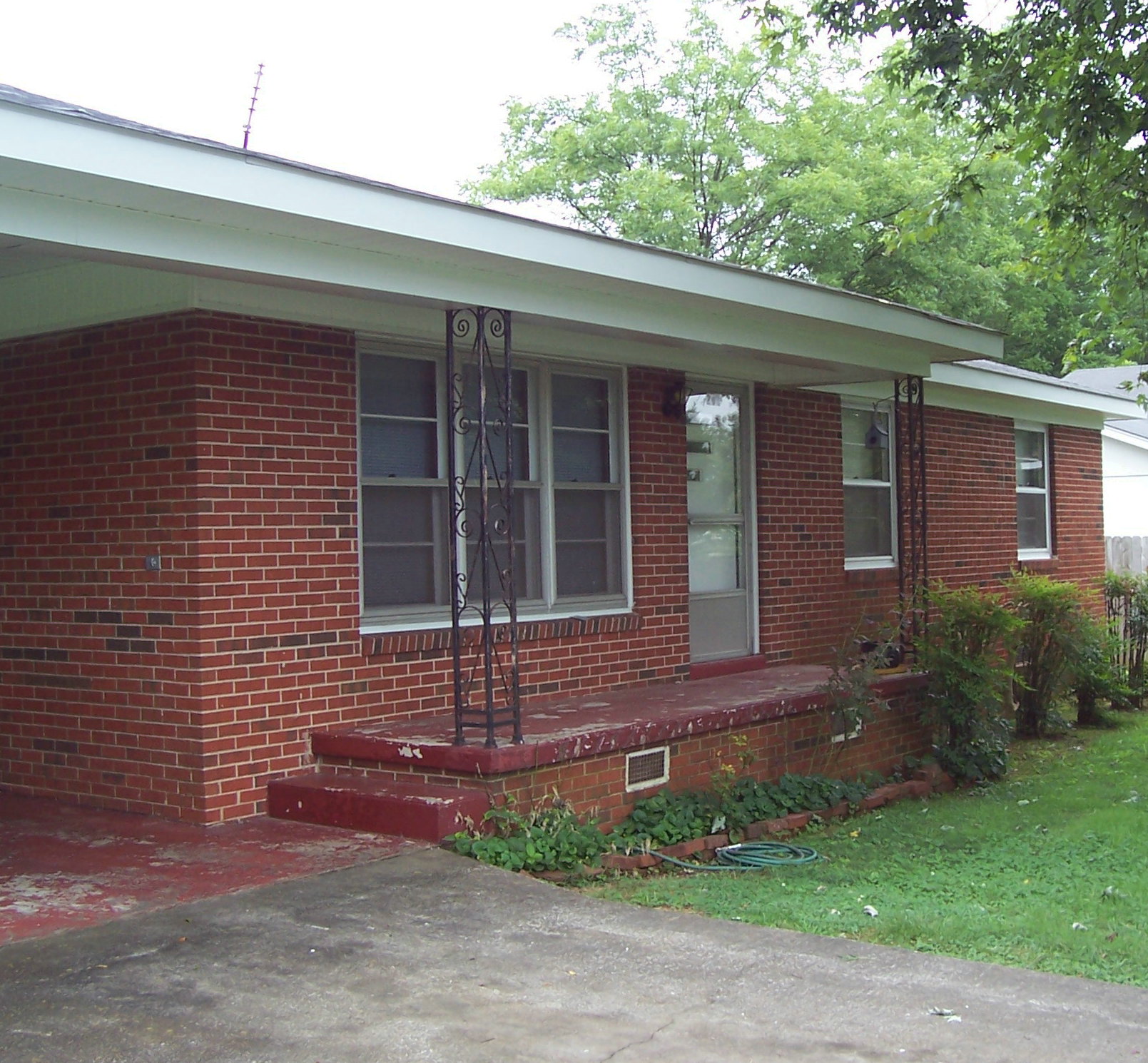 203 Suffield Street, Athens, AL 35611 