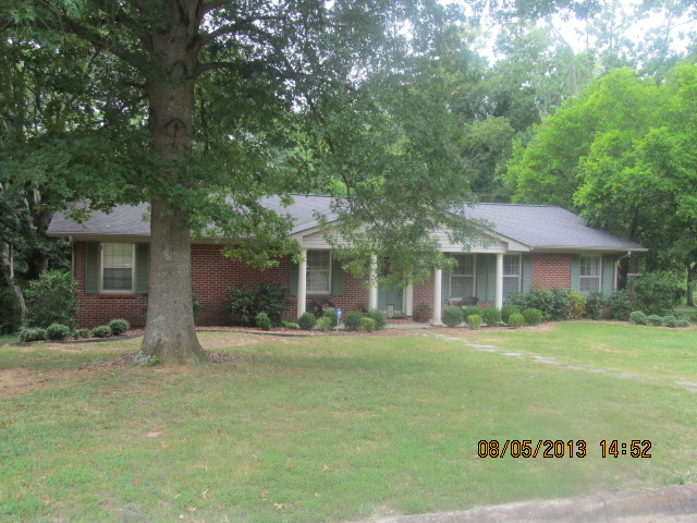 1901 ERSKINE, Florence, AL 35630 
