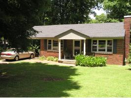 153 Lee Ave. E., Florence, AL 35630 