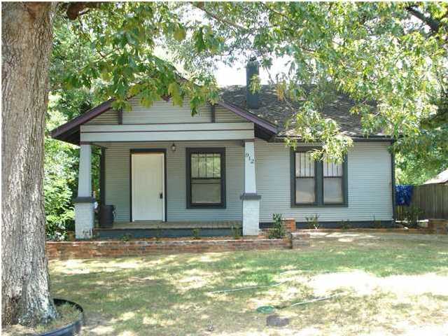 912 Bellemeade Ave, Florence, AL 35630 