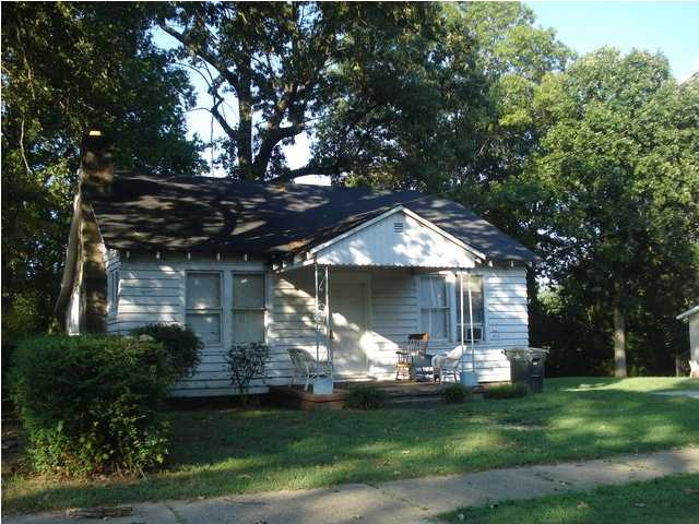 513 Howell St, Florence, AL 35630 