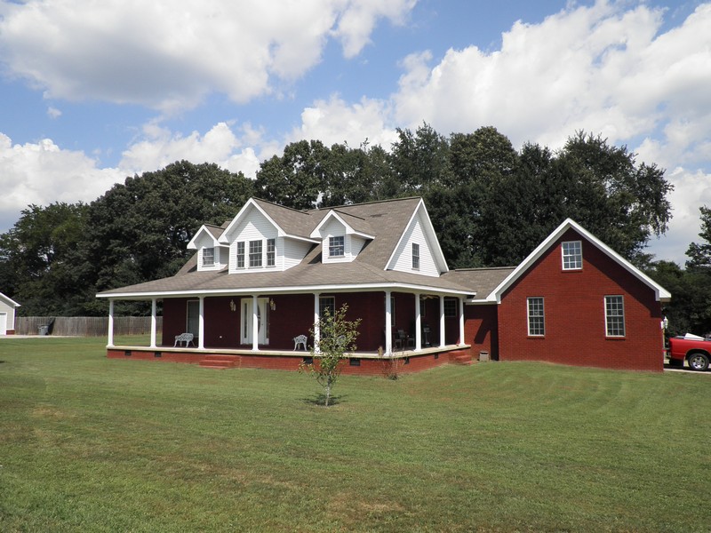 70 Lindsey Dr., Florence, AL 35633 