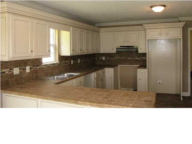 169 Heather Ln., Florence, AL 35633 