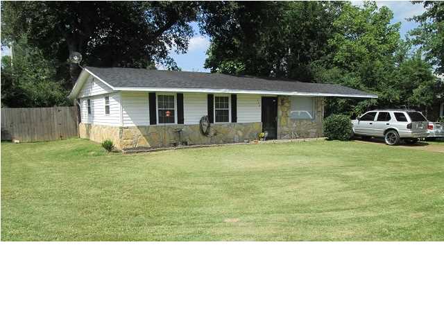 208 Pamplin Ave., Florence, AL 35633 