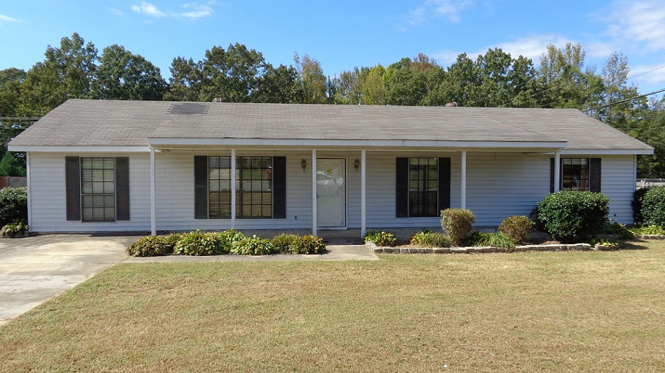 31 Holt Ct, Florence, AL 35634 