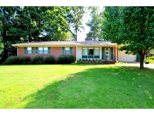 302 Wheeler St NW, Hartselle, AL 35640 