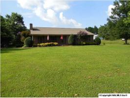 158 Tall Pine Road, Hartselle, AL 35640 