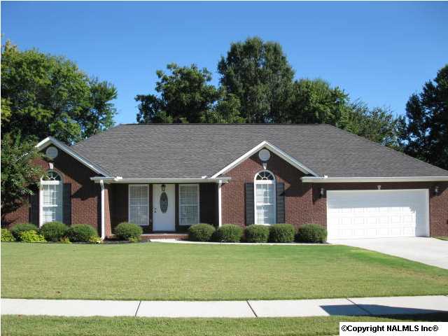 803 Sherry Street, Hartselle, AL 35640 